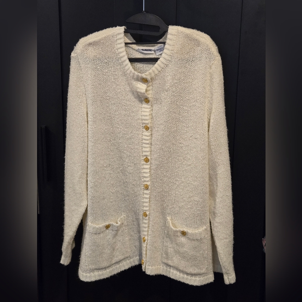 Vintage Blair 2X Cream Cardigan with Gold Buttons